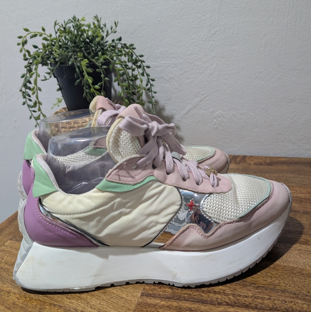 michele milano  lopriore  chunky Women's Sneakers in Pink and White‎